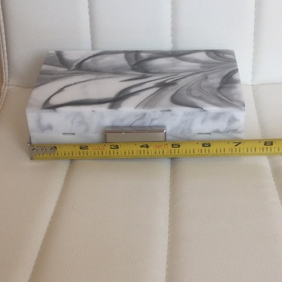 NWT Beautiful Acrylic Marble Pattern Clutch Evening Bag Casual Purse With Chain - Picture 14 of 16